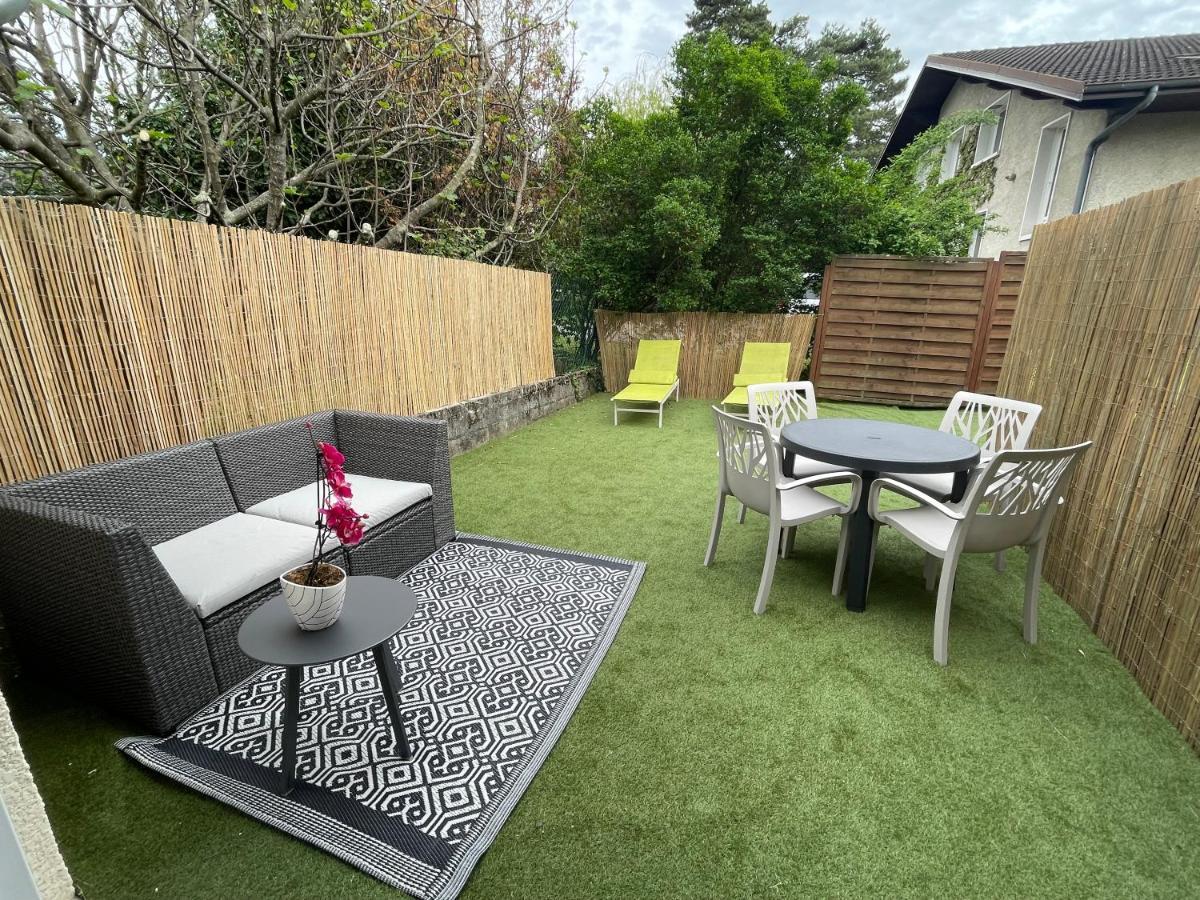 Jardin Prive 2 Bed and Breakfast La Ravoire Exteriör bild